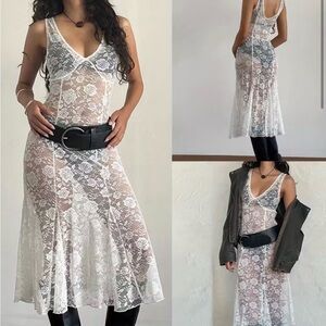 White Lace Sleeveless Dress